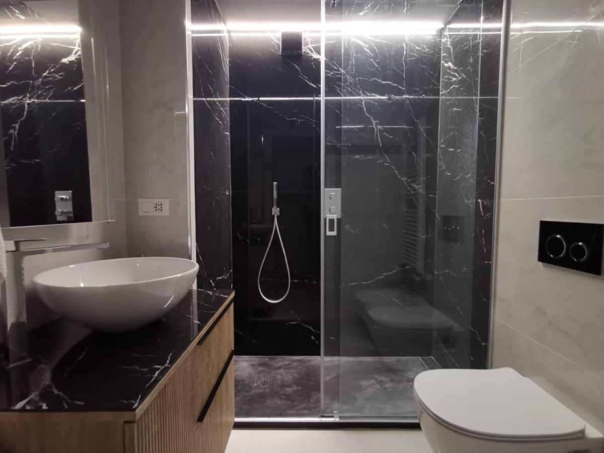Jacuzzi Luxury Apartment In The Town Centre Turim Exterior foto