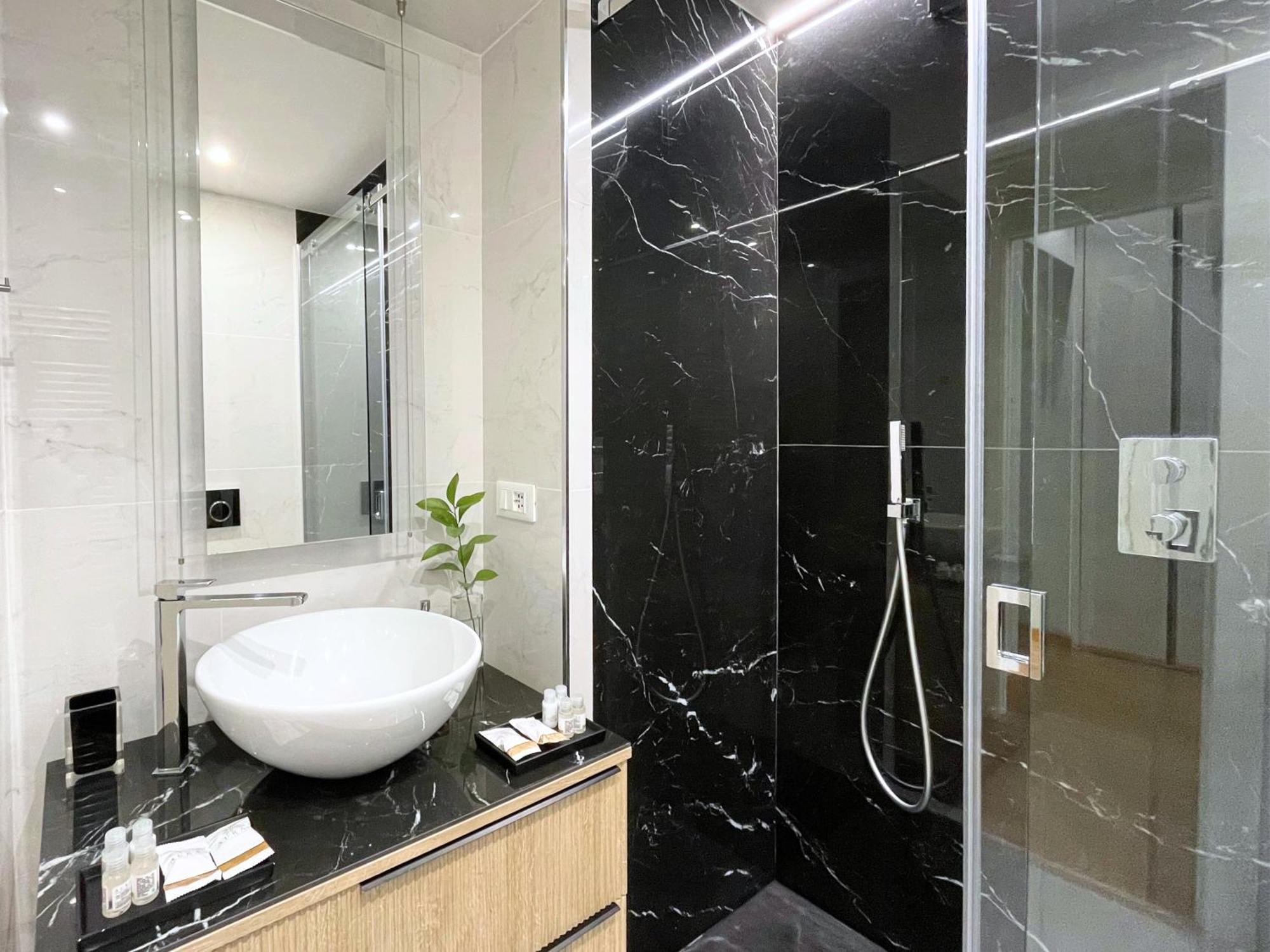 Jacuzzi Luxury Apartment In The Town Centre Turim Exterior foto